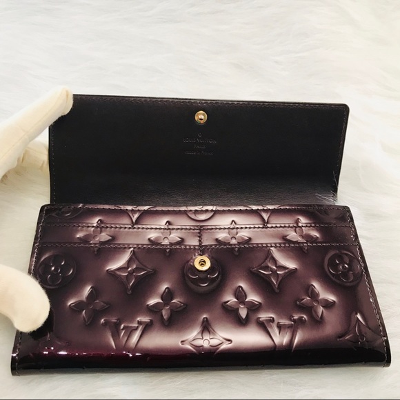 LOUIS VUITTON Vernis Wallet Purple - Picture 3 of 8